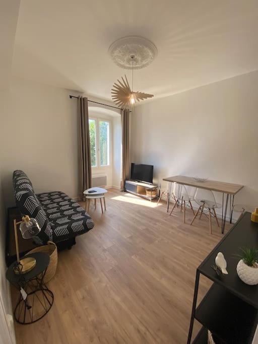 Corte Magnifique T2 45M2 Neuf 5 Personnes Place St Marcel Hyper Centre Wifi Lave Linge Tv Exterior photo